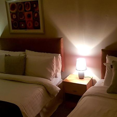 The Auld Triangle Bed and Breakfast Loughrea Εξωτερικό φωτογραφία