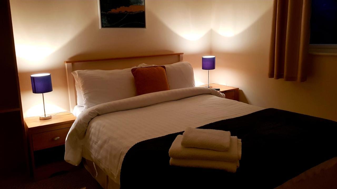 The Auld Triangle Bed and Breakfast Loughrea Εξωτερικό φωτογραφία