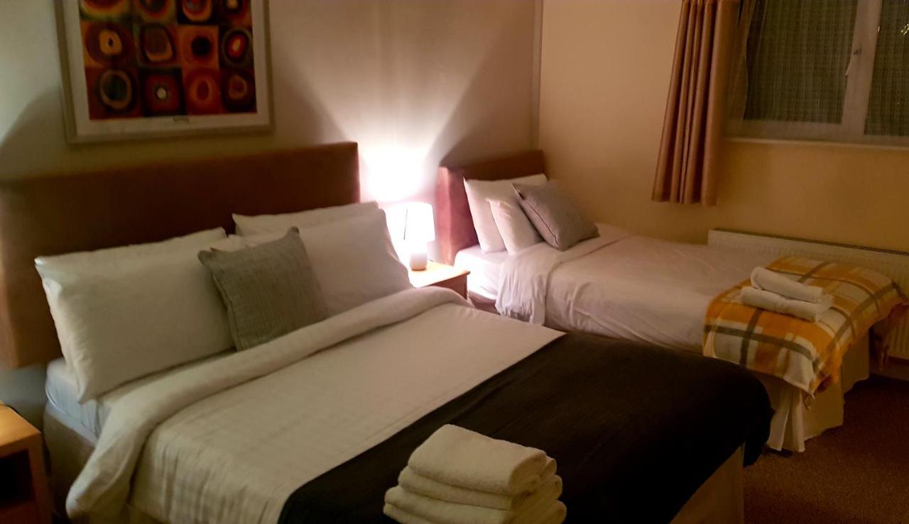 The Auld Triangle Bed and Breakfast Loughrea Εξωτερικό φωτογραφία
